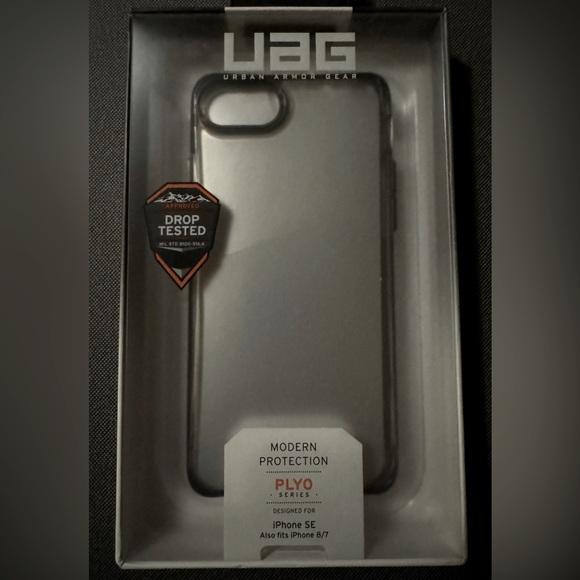 iPhone SE case - iPhone 7 case - iPhone 8 case - Urban Armor Gear - Picture 1 of 3